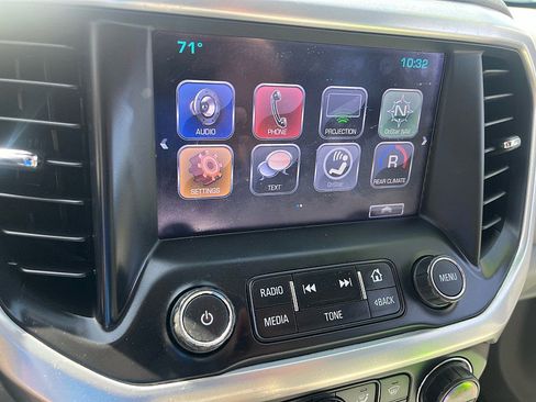 Used 2017 GMC Acadia SLE AWD/4WD image 37