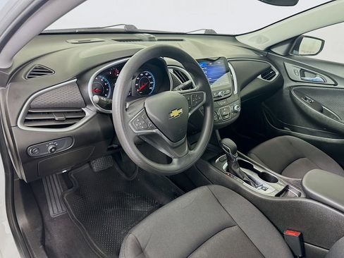Used 2023 Chevrolet Malibu LS FWD image 9