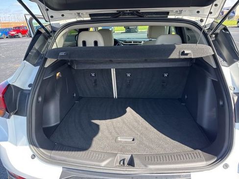 Used 2020 Buick Encore GX Essence image 8