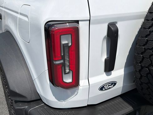 New 2026 Ford Bronco Badlands AWD/4WD image 29