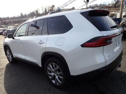 Used 2025 Toyota Grand Highlander Limited image 5