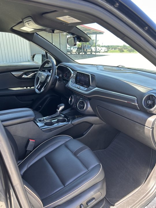 Used 2022 Chevrolet Blazer Premier FWD image 11