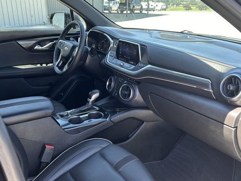 Used 2022 Chevrolet Blazer Premier FWD image 11