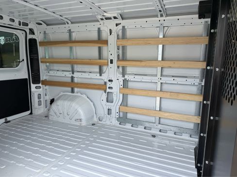 Used 2025 RAM ProMaster 2500 w/ U-Haul Equipment Group FWD image 14