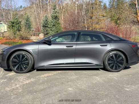 Used 2025 Lucid Air Grand Touring image 3