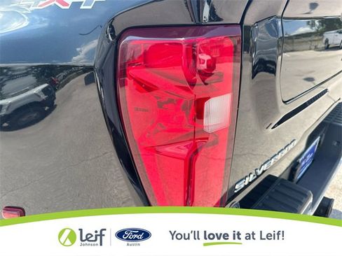 Used 2022 Chevrolet Silverado 3500 LTZ w/ LTZ Texas Edition image 37