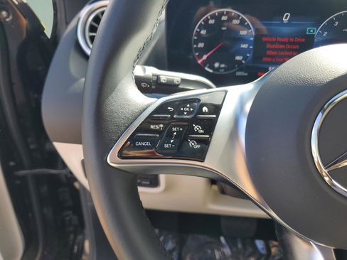 Certified 2025 Mercedes-Benz GLA 250 image 25