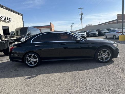 Used 2017 Mercedes-Benz E 300 image 4