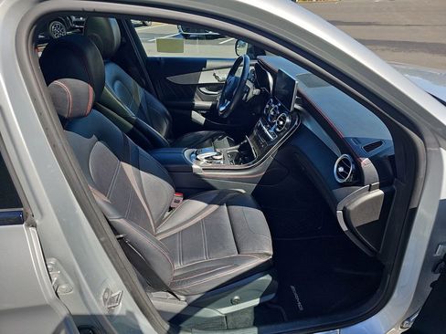 Used 2019 Mercedes-Benz GLC 43 AMG 4MATIC image 10