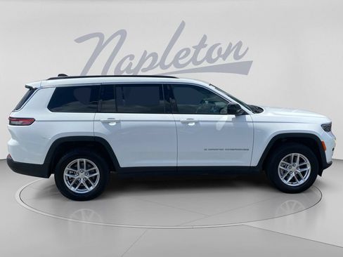 Used 2024 Jeep Grand Cherokee L Laredo RWD image 9