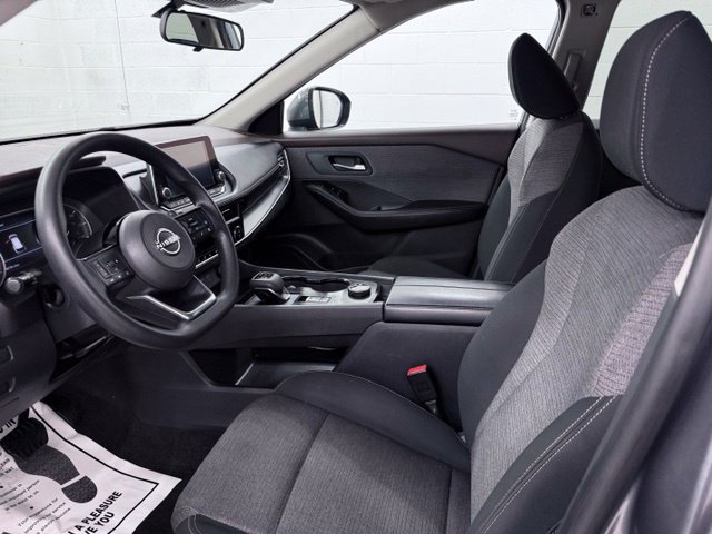 Used 2023 Nissan Rogue SV AWD/4WD image 17