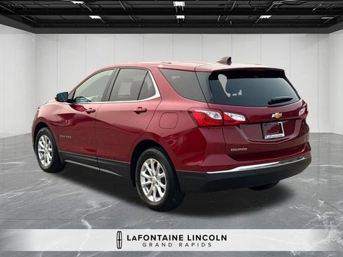 Used 2018 Chevrolet Equinox LT FWD image 3