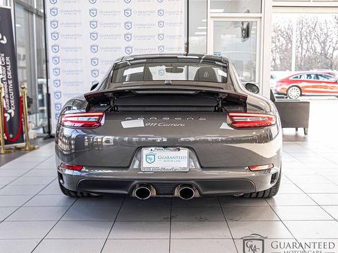 Used 2019 Porsche 911 Carrera image 14