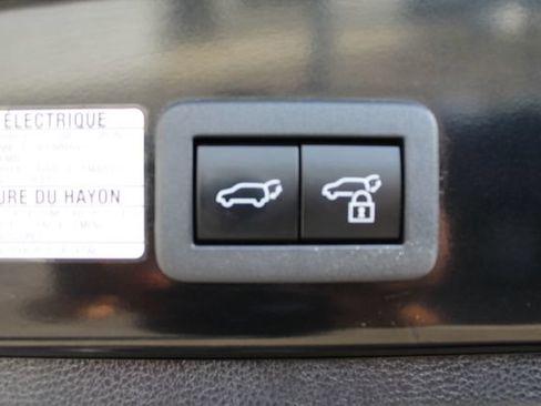 Certified 2024 Toyota Corolla Cross AWD Hybrid w/ Convenience Package image 29