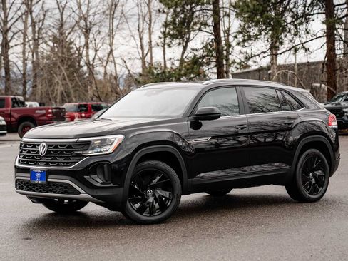 New 2026 Volkswagen Atlas Cross Sport SE image 1