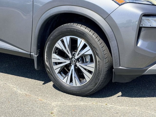 Used 2023 Nissan Rogue SV AWD/4WD image 7