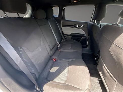 Used 2025 Jeep Compass Sport AWD/4WD image 25