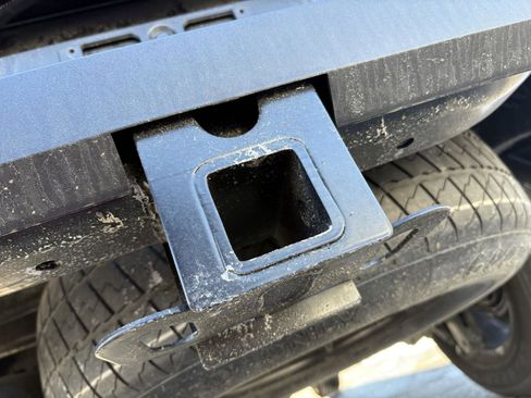 Used 2025 Toyota Tacoma TRD Sport w/ TRD Sport Upgrade Package image 27