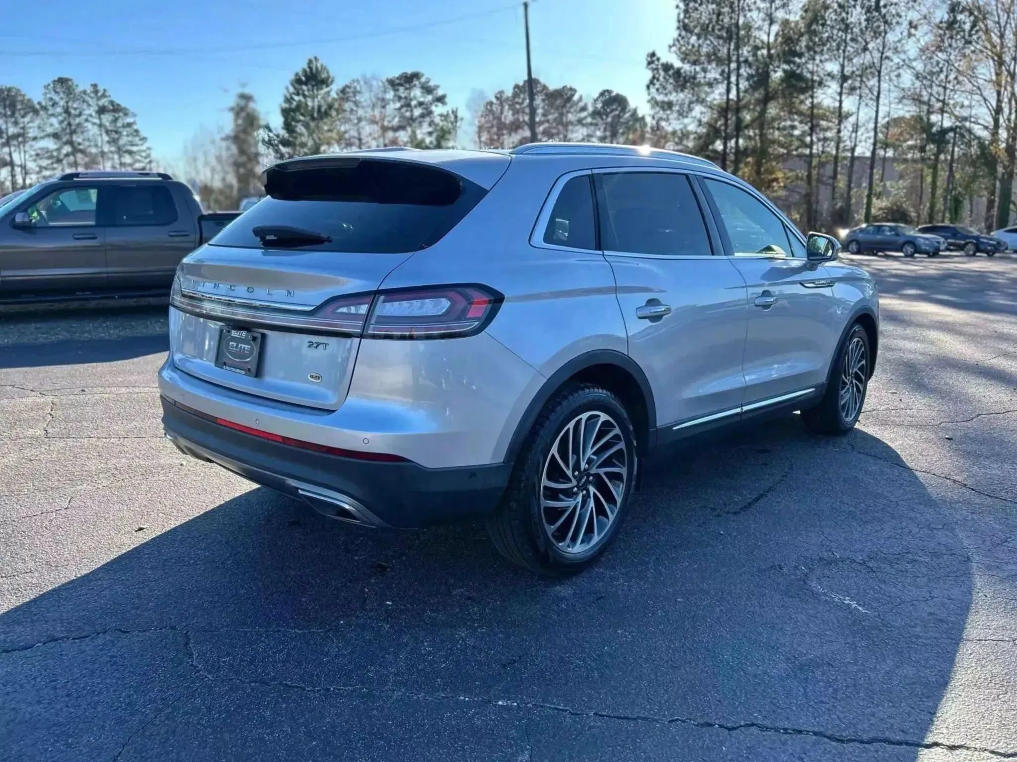 Used 2019 Lincoln Nautilus Reserve FWD image 7