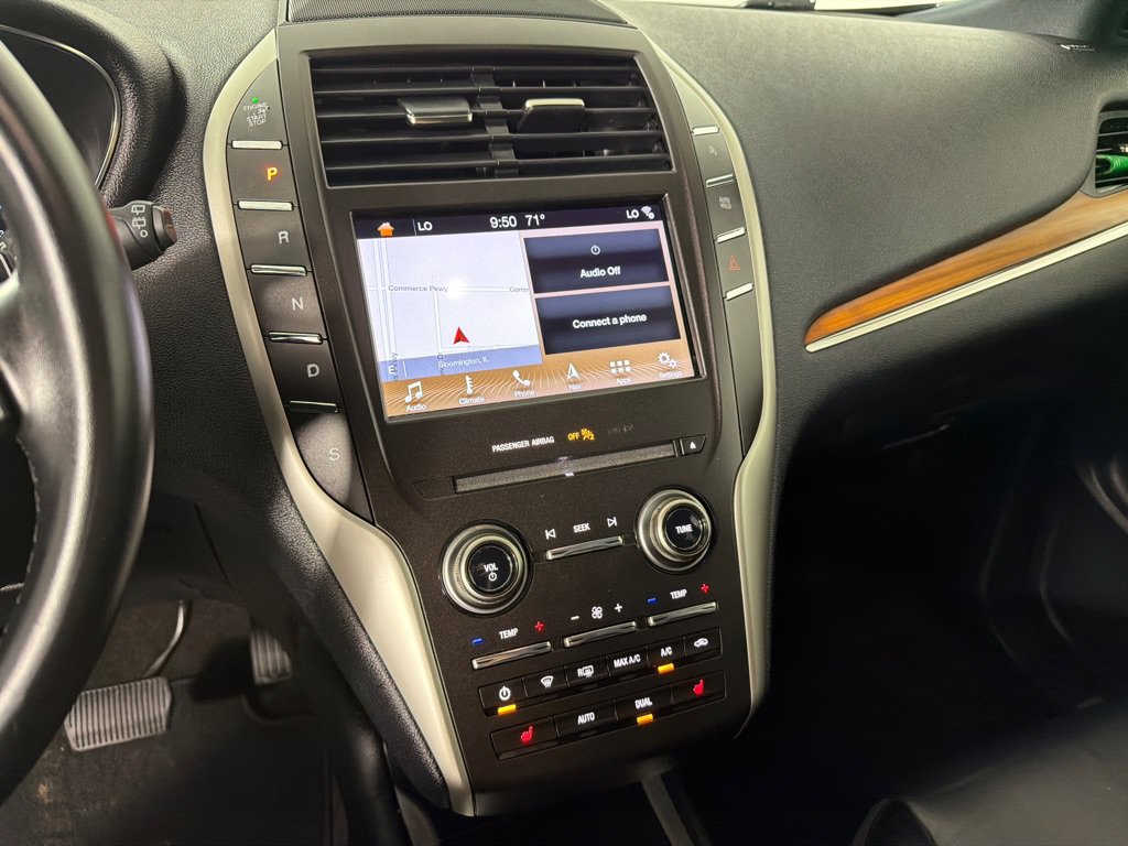 Used 2019 Lincoln MKC Select w/ Select Plus Package FWD image 16