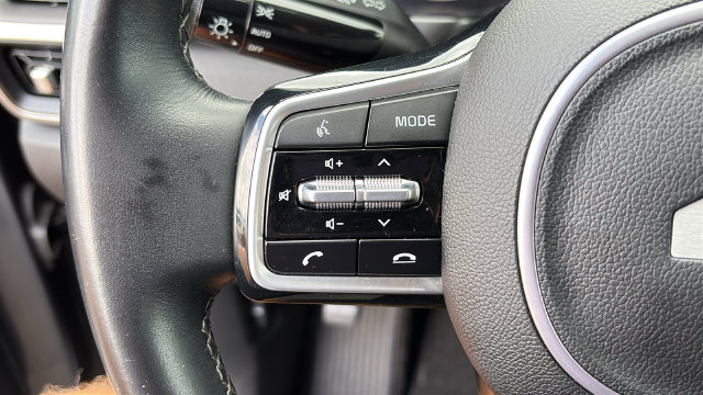 Used 2022 Kia Sorento S FWD image 14