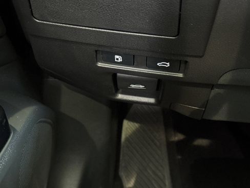 Used 2025 Lexus ES 300h w/ Premium Package FWD image 35