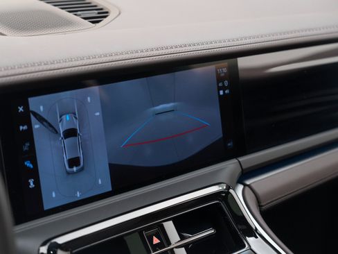 Certified 2024 Porsche Panamera image 24