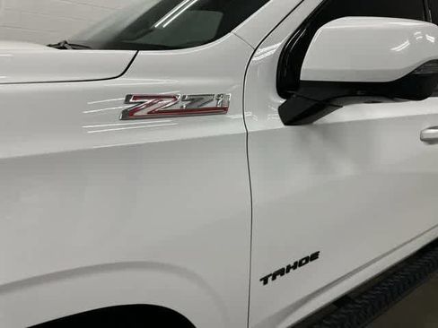 Used 2022 Chevrolet Tahoe Z71 w/ Luxury Package AWD/4WD image 31