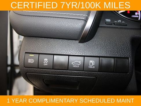 Used 2023 Toyota Camry SE w/ Convenience Package FWD image 18