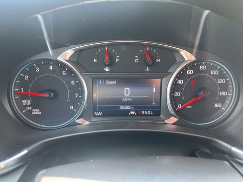 Used 2024 Chevrolet Equinox LT FWD image 7
