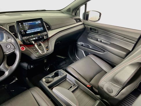Used 2023 Honda Odyssey Sport image 23