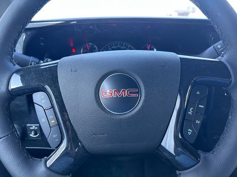 New 2025 GMC Savana 2500 w/ Driver Convenience Package image 34