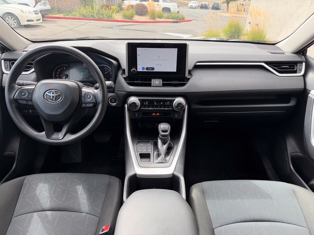 Used 2025 Toyota RAV4 XLE AWD/4WD image 15