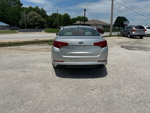 Used 2012 Kia Optima LX FWD image 6