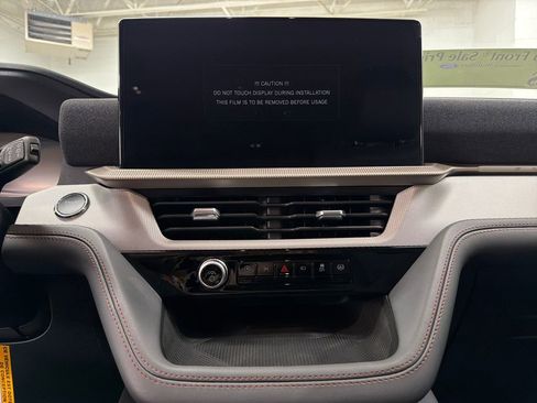 New 2026 Ford Explorer Active image 21