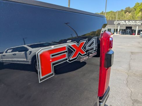 Used 2023 Ford F250 Lariat w/ Chrome Package AWD/4WD image 30