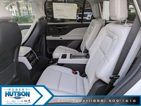 New 2026 Lincoln Aviator Reserve w/ Illumination Package image 13