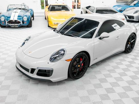 Used 2018 Porsche 911 Carrera GTS RWD image 95