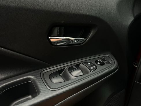 Used 2025 Nissan Versa SV image 20