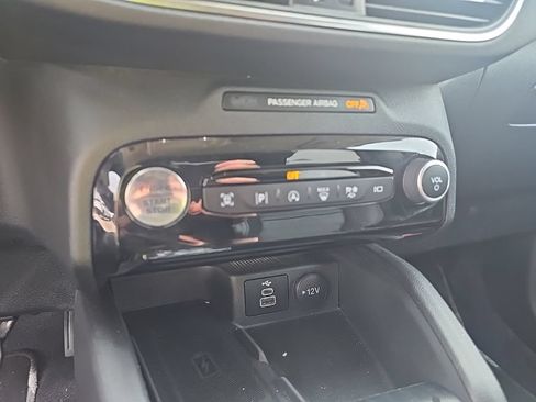 Used 2024 Ford Escape Platinum AWD/4WD image 11