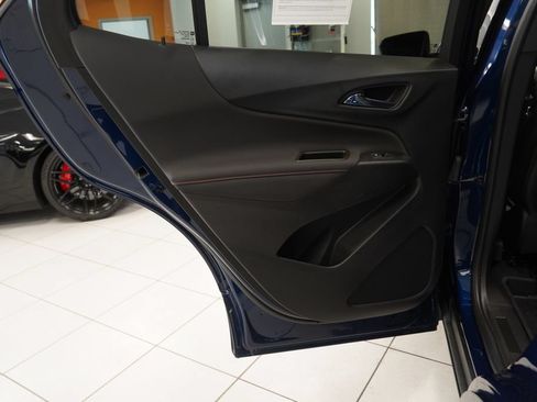 Certified 2022 Chevrolet Equinox RS w/ LPO, Floor Liner Package FWD image 17