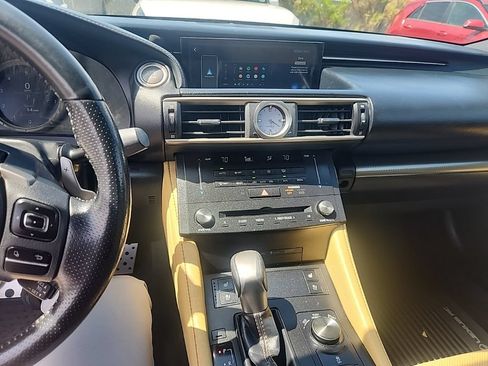 Used 2015 Lexus RC 350 AWD w/ Navigation System Package image 24