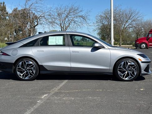 Used 2023 Hyundai Ioniq 6 SEL AWD/4WD image 3