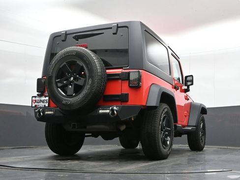 Used 2013 Jeep Wrangler Sport AWD/4WD image 27