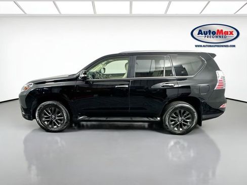 Used 2020 Lexus GX 460 Premium w/ Premium Package image 9