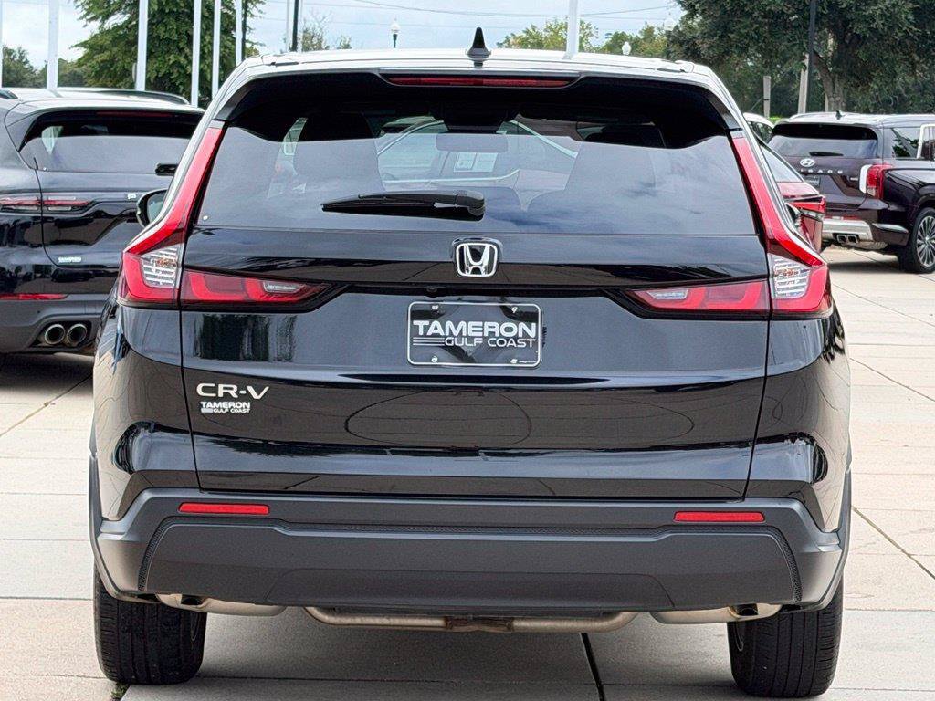 Used 2025 Honda CR-V EX image 3
