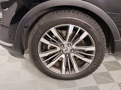 Used 2018 Ford Explorer Platinum image 21