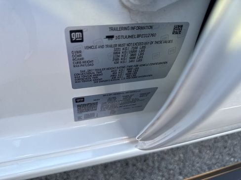 Used 2023 GMC Sierra 1500 Denali Ultimate image 38