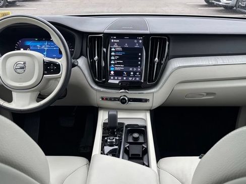 Used 2024 Volvo XC60 T8 Plus w/ Climate Package AWD/4WD image 6