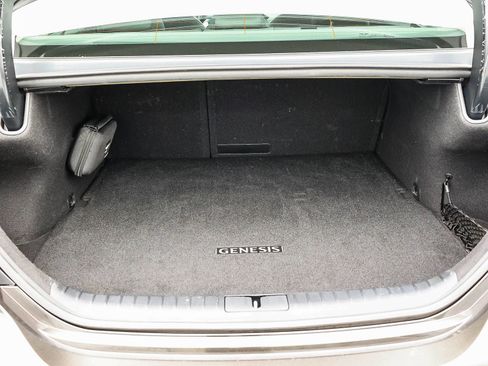 Used 2026 Genesis G70 2.5T RWD image 13